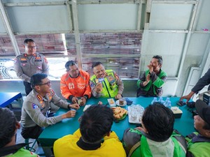 Kakorlantas Menyapa Driver Ojol Kamtibmas Polda Kaltim, Pererat Sinergi