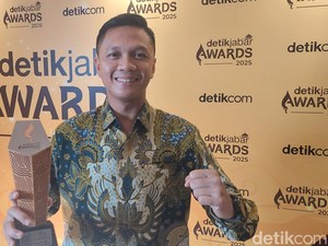 Pelayanan Publik Prima dan Keamanan Bawa Kapolres Cimahi Raih detikJabar Awards