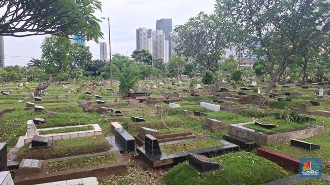 Lahan Penuh, 2 TPU Terbesar di Jakarta Tak Lagi Terima Makam Baru