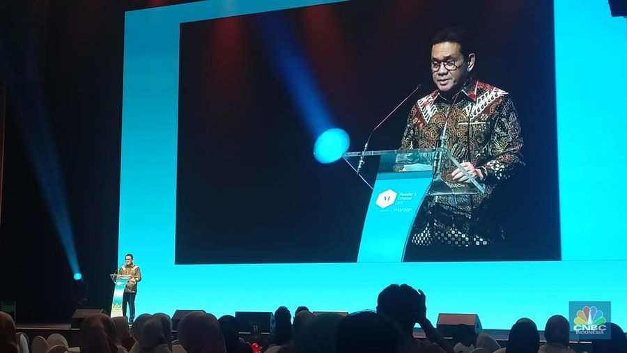 Menteri Perdagangan Budi Santoso usai Jakarta Modest Summit 2026 di Ballroom Djakarta Theater, Rabu (10/12/2025). (CNBC Indonesia/Ferry Sandi)