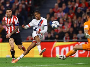 Unai Simon Gemilang, Athletic Vs PSG Tuntas Tanpa Gol
