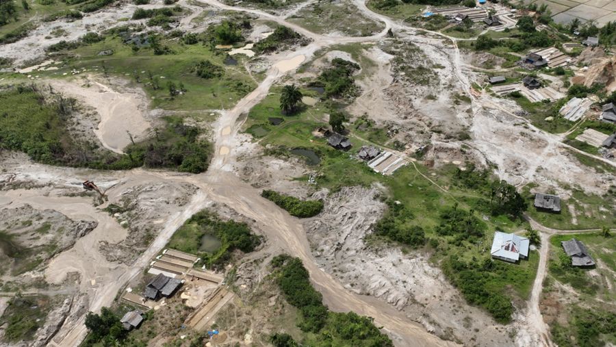 Dokumen yang dirilis KLH tanggal 11/12: Penyegelan Pertambangan di Sumatra Barat: Tindakan Tegas Pascabanjir untuk Lindungi Masyarakat dan Tata Kelola Air . (Dok Kementerian LH)