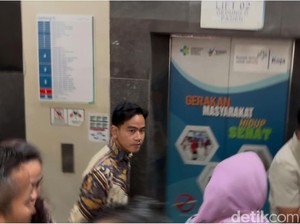 Gibran Datangi RSUD Koja, Jenguk Siswa-Guru Korban Ditabrak Mobil MBG