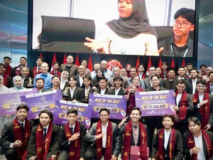 Menkop Ajak Anak Muda Pasarkan Produk di Kopdes Merah Putih