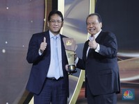 Potret Deretan Pejabat Negara Raih Penghargaan CNBC Indonesia 2025