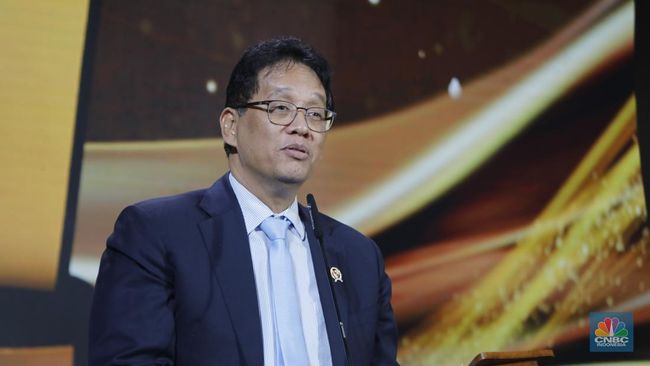 Purbaya Umumkan Bea Keluar Batu Bara Berlaku Januari 2026, Tarif 1-5%