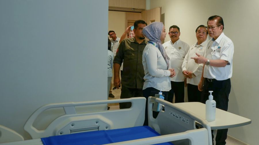 Otorita IKN menerima kunjungan kenegaraan dari Menteri Pengangkutan Sarawak membahas mengenai potensi kolaborasi dan investasi di Kantor Otorita IKN pada Rabu (10/12/2025). (Humas Otorita Ibu Kota Nusantara)