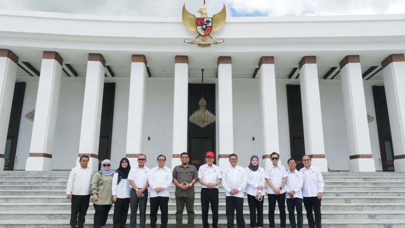 Otorita IKN menerima kunjungan kenegaraan dari Menteri Pengangkutan Sarawak membahas mengenai potensi kolaborasi dan investasi di Kantor Otorita IKN pada Rabu (10/12/2025). (Humas Otorita Ibu Kota Nusantara)
