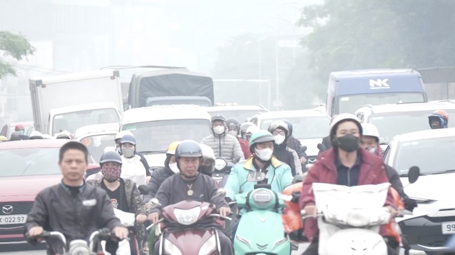 Pemandangan kota Hanoi di tengah polusi udara, Vietnam, 11 Desember 2025. (REUTERS/Thinh Nguyen)