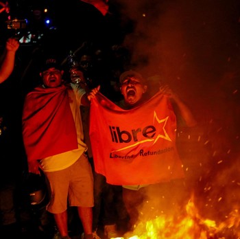 Negara Memanas, Presiden Tuduh Ada 'Kudeta' Lewat Pemilu Baru