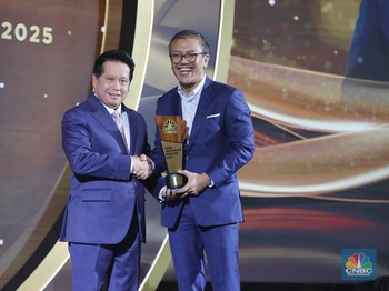 Top! BRI Raih Best Bank for Inclusive Growth & Social Impact Award