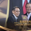 Video: Boediono Raih 