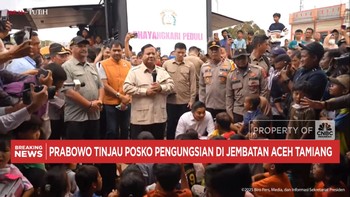 Video: Prabowo Tinjau Posko Pengungsian di Jembatan Aceh Tamiang