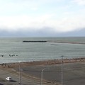 Jepang mencabut peringatan tsunami beberapa jam setelah gempa bumi mengguncang wilayah timur laut negara itu pada Jumat (12/12/2025). (Tangkapan Layar Video Reuters NIPPON TV/JAPAN)