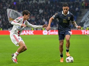 Lyon Vs Go Ahead Eagles: Dean James Cs Disikat 1-2