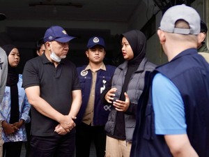 Menko Pangan Zulhas Beri Semangat Petugas SPPG di Daerah Bencana