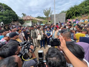 Ahmad Muzani Salurkan Bantuan untuk Korban Bencana Alam di Aceh