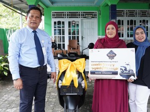 Bank Mega Syariah Serahkan Hadiah Motor hingga Voucher Umrah Poin Haji Berkah