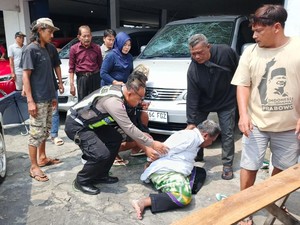 ODGJ Ngamuk Rusak 3 Mobil Dagangan di Showroom Sukoharjo