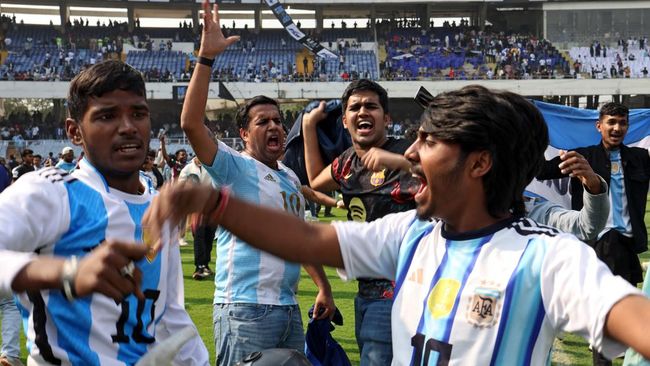 Potret Kericuhan Sambut Messi di India, Tiket Mahal Picu Amarah Fans