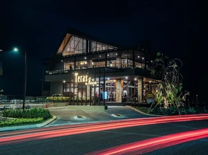 5 Tempat Makan di Summarecon Bogor yang Punya View Gunung Bikin Adem
