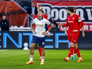 Twente Vs Go Ahead Eagles: Dean James Cs Disikat 0-2