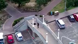 Video Detik-detik 2 Pelaku Penembakan di Australia Dilumpuhkan