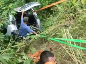 Mobil Terjun ke Jurang 50 Meter di Jalur Kebun Kopi Donggala, 6 Orang Luka