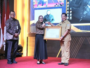 Permudah Layanan Kesehatan Lewat NIK Sehat, Mendagri Raih Penghargaan KIPP