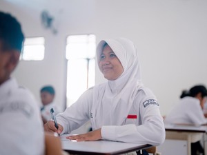 Anisa Rasakan Jembatan Toleransi Lintas Agama di Sekolah Rakyat Kupang