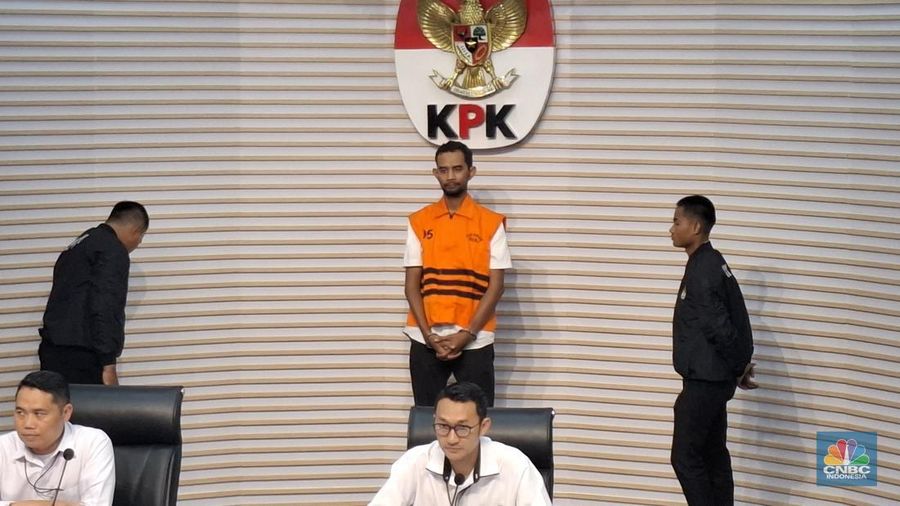 Komisi Pemberantasan Korupsi (KPK) kembali menetapkan satu tersangka kasus dugaan korupsi proyek pembangunan jalur kereta api di lingkungan Direktorat Jenderal Perkeretaapian (DJKA) Kementerian Perhubungan (Kemenhub) wilayah Medan. (CNBC Indonesia/Chandra Dwi Pranata)