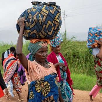 Menyemut, Ramai-Ramai Warga Mudik Usai Negara Dikuasai Pemberontak