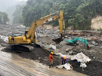 Badan Nasional Penanggulangan Bencana (BNPB) mendukung pelaksanaan uji coba fungsional Jalan Nasional PadangBukittinggi sebagai bagian dari upaya pemulihan konektivitas dan peningkatan keselamatan pengguna jalan pascabencana di Provinsi Sumatera Bara