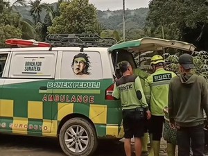 Setelah Sumbar, Bonek Lanjutkan Aksi Bantu Korban Bencana ke Sumut-Aceh