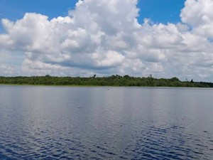 Pesona Danau Sembuluh, Danau Terbesar di Kalimantan Tengah