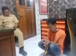 Badut Curi Motor di Pasuruan Babak Belur Dimassa Warga