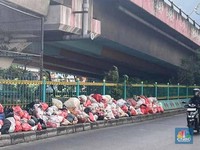 Tangsel Dikepung Gunungan Sampah, Menteri LH Ungkap Penyebabnya