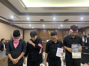 Delpedro-Admin Gejayan Memanggil Didakwa Unggah 80 Konten Hasutan Ricuh Agustus