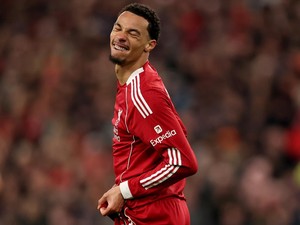 Anak Gawang Aktor Utama Gol Kedua Hugo Ekitike ke Gawang Newcastle!