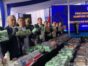 BNN Musnahkan 233 Kg Ganja-113 Kg Sabu: Selamatkan 690 Ribu Jiwa