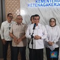 Menaker Jamin Tak Ada Upah Daerah Turun Meski Ekonominya Minus