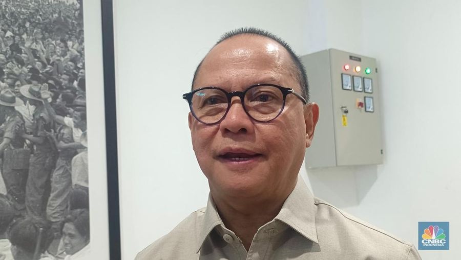 Menteri P2MI Mukhtarudi saat ditemui di kantornya, Jakarta, Rabu (17/12/2025). (CNBC Indonesia/Martyasari Rizky)