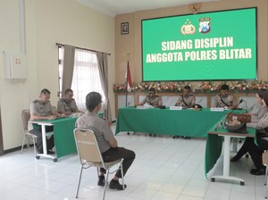 Anggota Polres Blitar Salah Tangkap Orang Disidang, Ini Putusannya