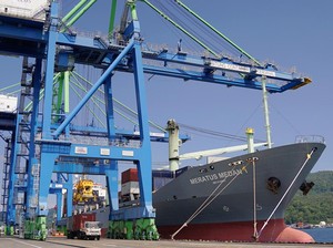 Pelindo Petikemas Gratiskan Biaya Layanan Bantuan Bencana Aceh & Sumatera