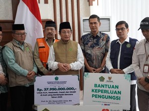 Menag Serahkan Bantuan Rp 37,95 M untuk Korban Bencana Aceh