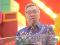Ketua Umum HIPPINDO, Budihardjo Iduansjah saat menghadiri Opening Ceremony BINA Indonesia Great Sale di Pusat Perbelajaan Kota Kasablanka, Jakarta, Kamis (18/12/2025). (CNBC Indonesia/Faisal Rahman)