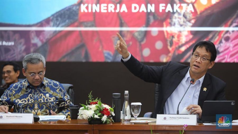 Menteri Keuangan, Purbaya Yudhi Sadewa saat konferensi pers APBN KITA di Kantor Kementerian Keuangan, Jakarta, Kamis (18/12/2025). (CNBC Indonesia/Faisal Rahman)