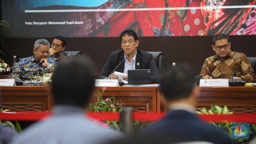 Menteri Keuangan, Purbaya Yudhi Sadewa saat konferensi pers APBN KITA di Kantor Kementerian Keuangan, Jakarta, Kamis (18/12/2025). (CNBC Indonesia/Faisal Rahman)