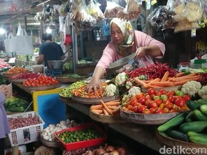 Harga Cabai di Trenggalek Mulai Stabil, Telur dan Wortel Justru Naik