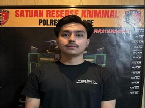 Video: Pria Aniaya Kurir Paket di Parepare Usai Motor Saling Tabrakan